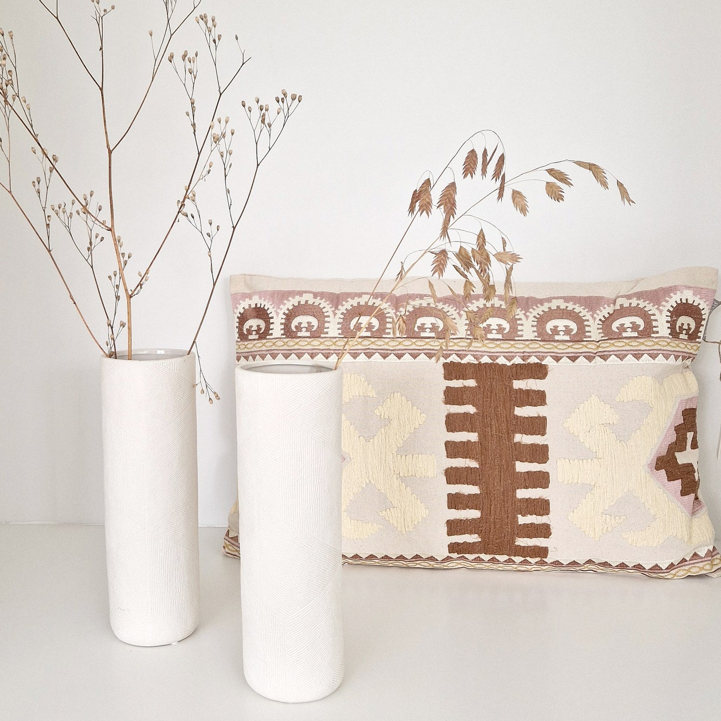 Vase porcelain Offwhite