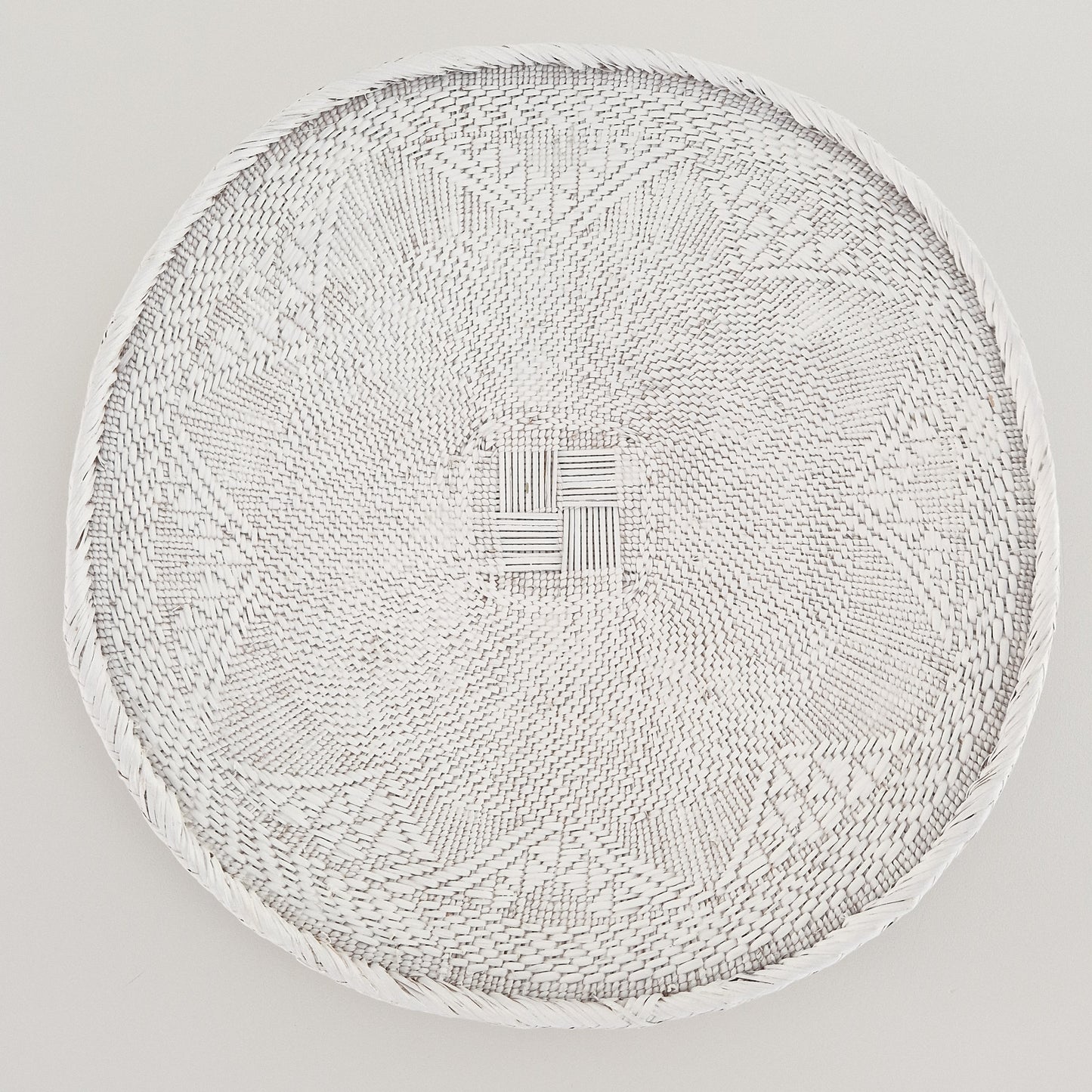 Witte tonga basket #1