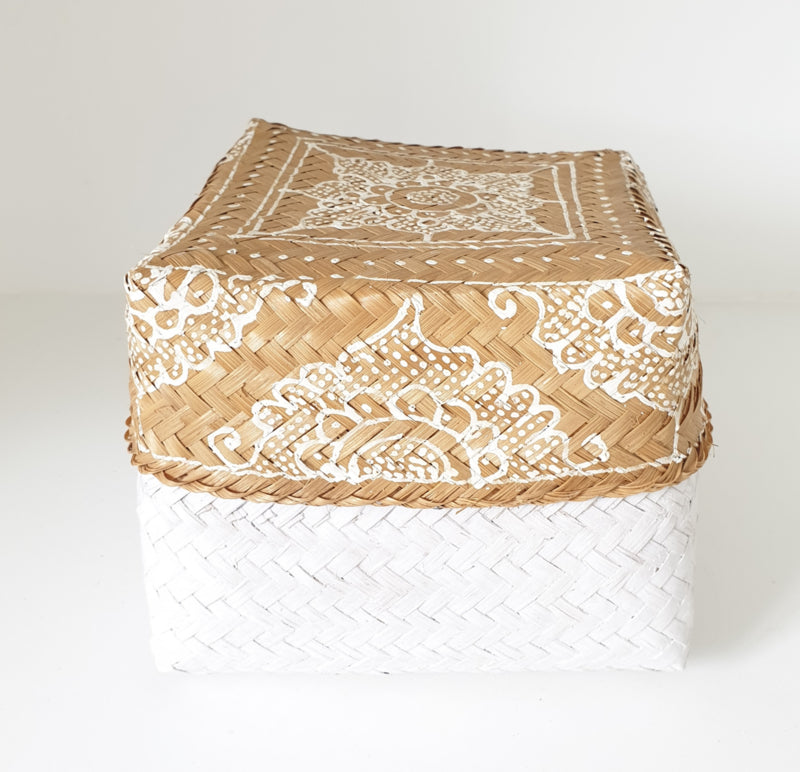 Sacrifice basket bamboo white/natural
