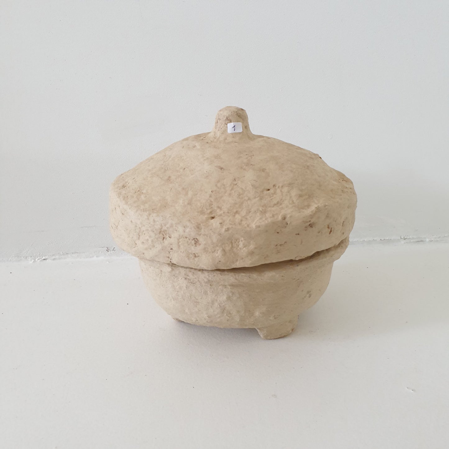Papier-mâché pot natural with lid