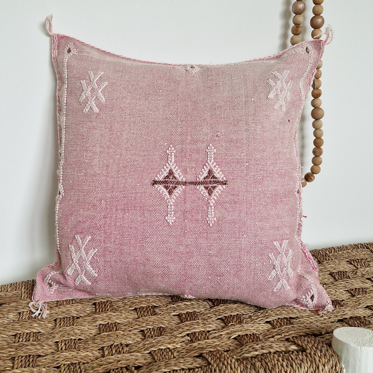 Sabra Silk cushion cover Pink