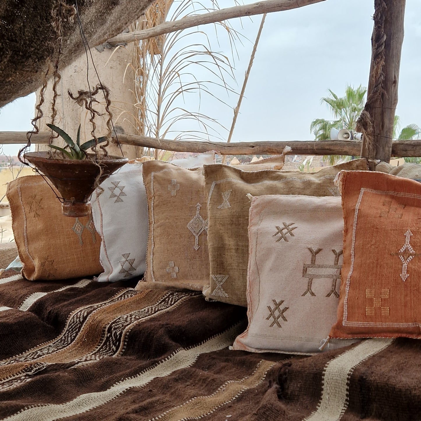 Sabra Silk cushion cover Rust
