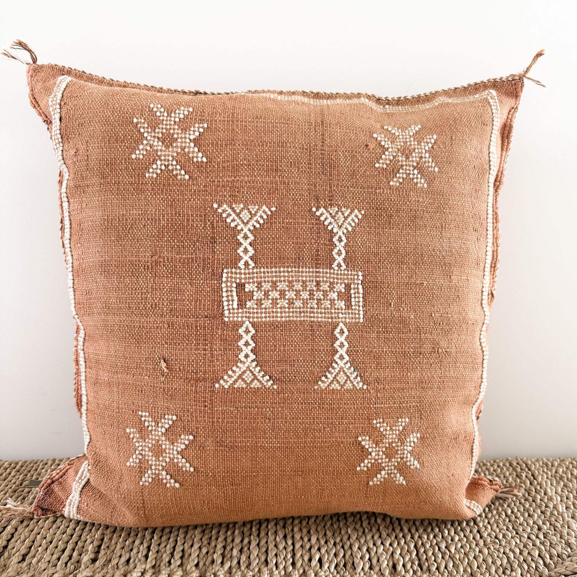 Marokkaans sabra silk kussenhoes No.04 uit de Earth brown collectie