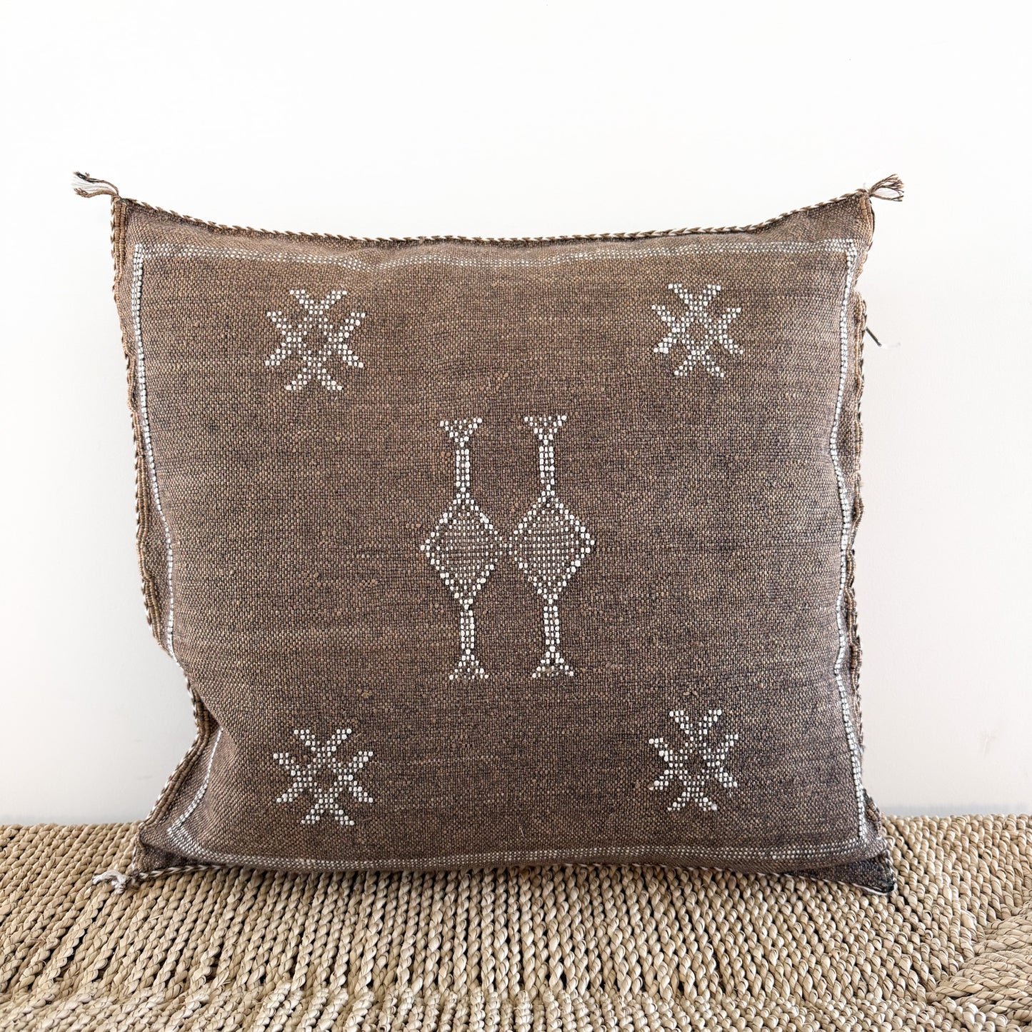 Marokkaans sabra silk kussenhoes No.04 uit de Earth brown collectie