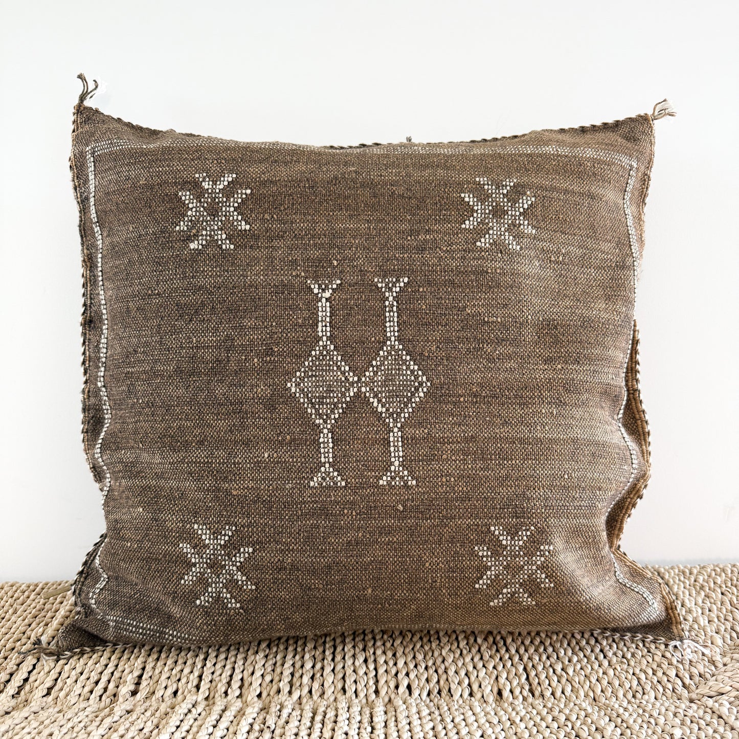 Marokkaans sabra silk kussenhoes No.05 uit de Earth brown collectie