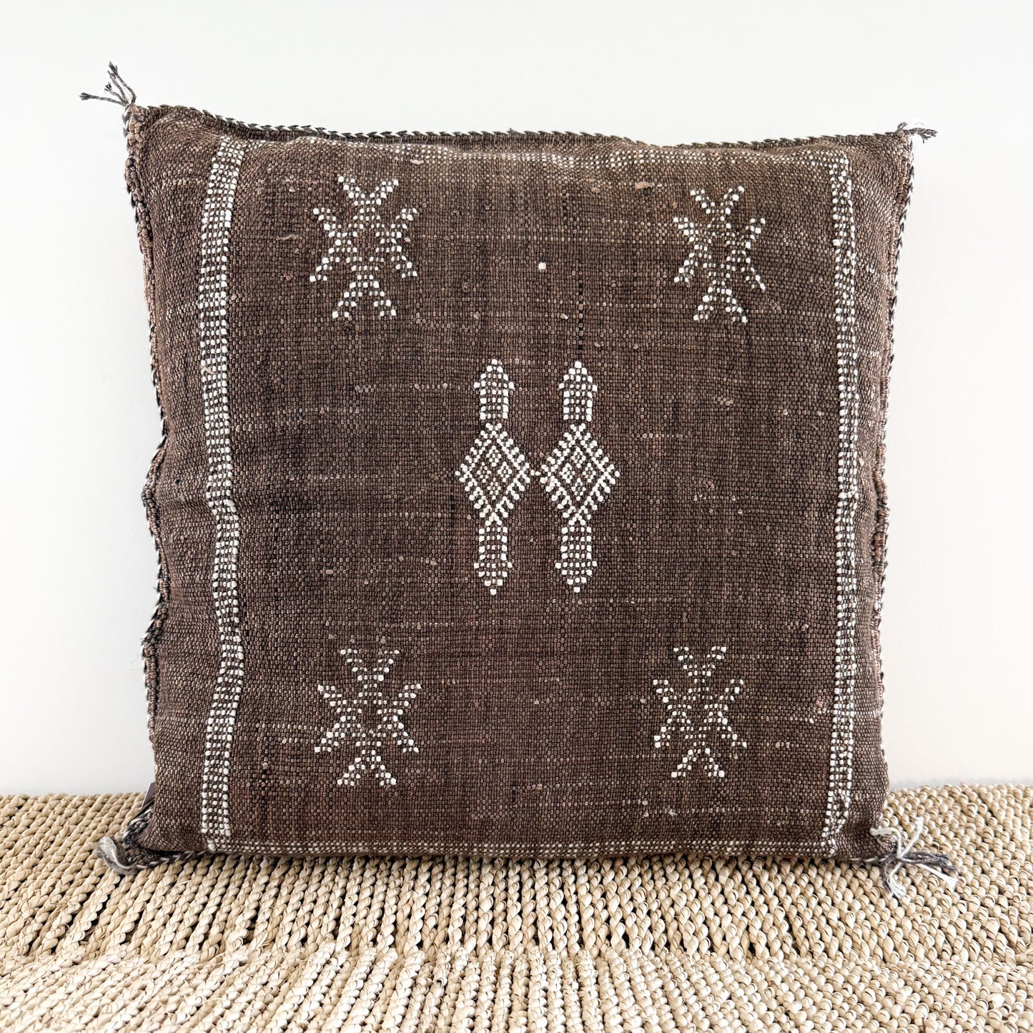 Marokkaans sabra silk kussenhoes No.07. uit de Earth brown collectie