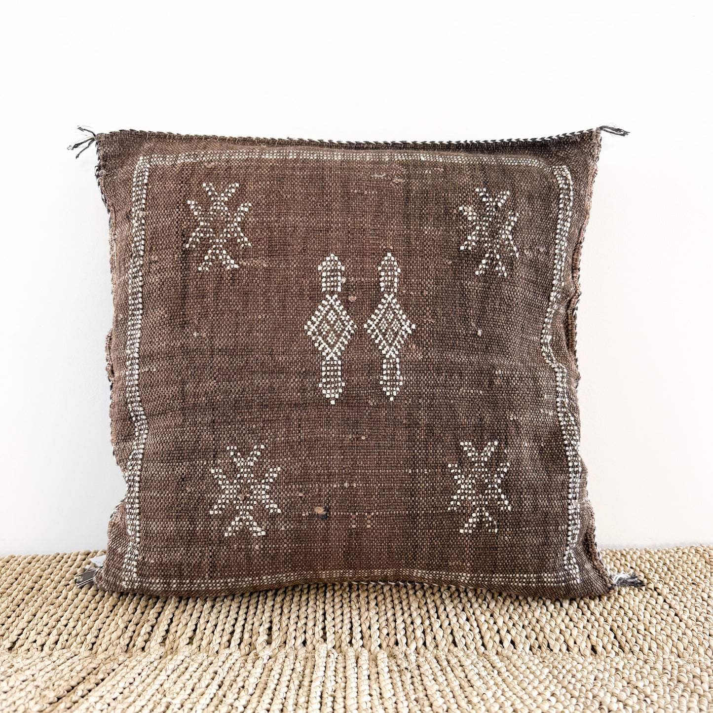 Marokkaans sabra silk kussenhoes No.09 uit de Earth brown collectie