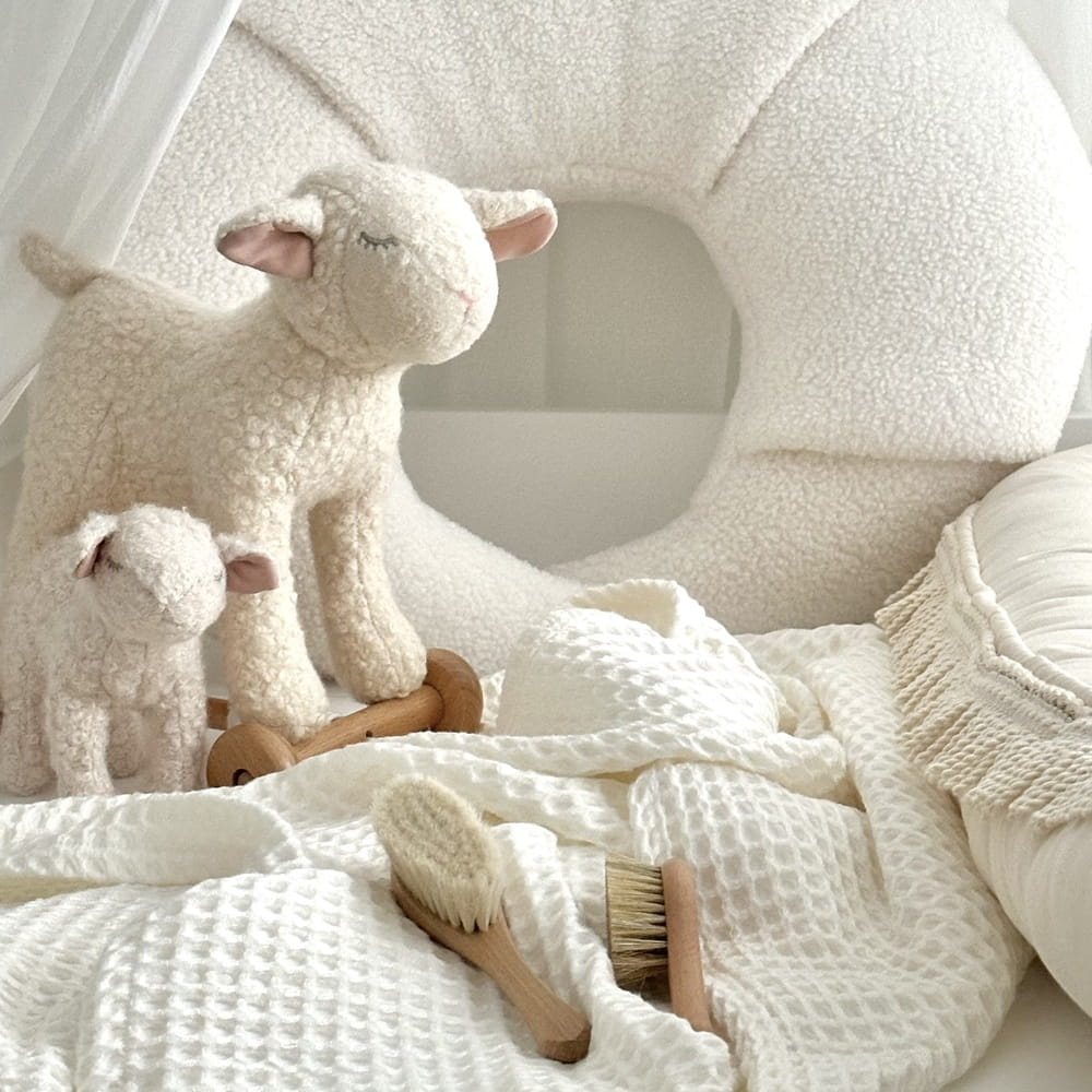 Cotton & Sweets Bamboo waffle blanket with tassels Cream