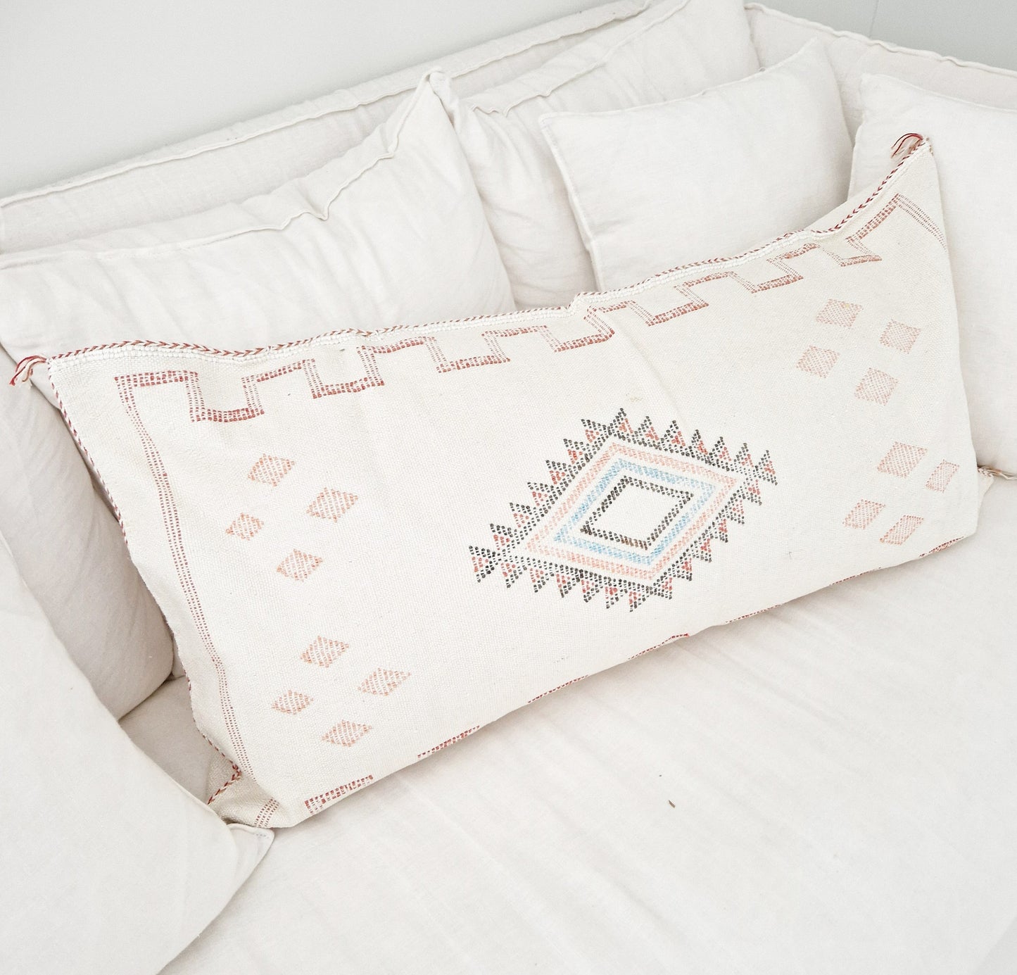 Sabra Silk pillow XL Off-White