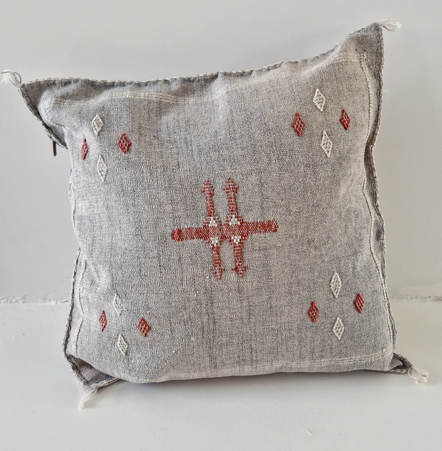 Sabra Silk cushion cover Blue-grey