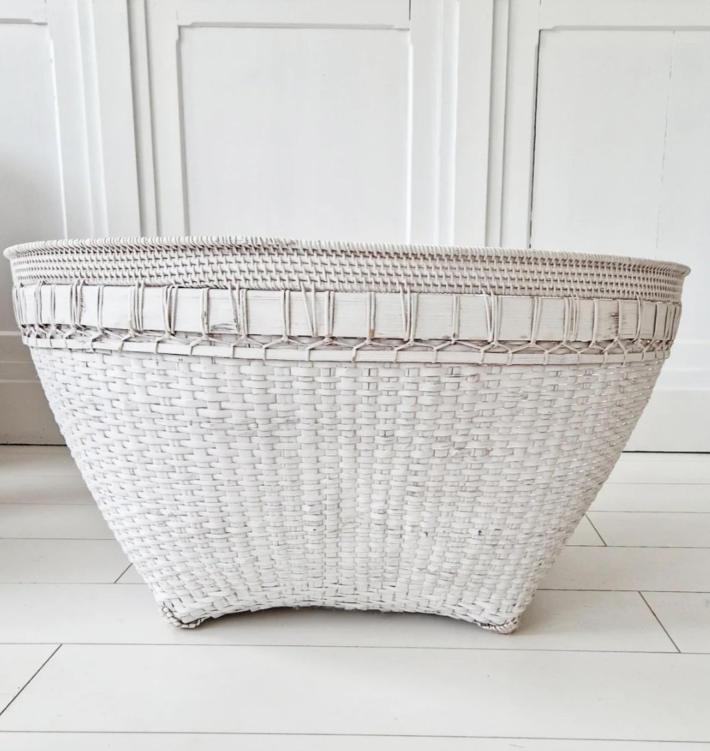 Basket XXL rattan white