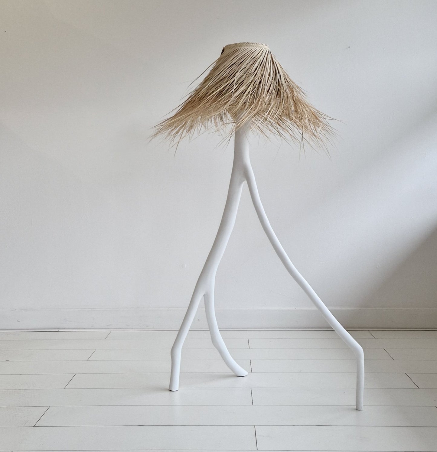 Rock the Kasbah Palm leaf floor lamp White PM