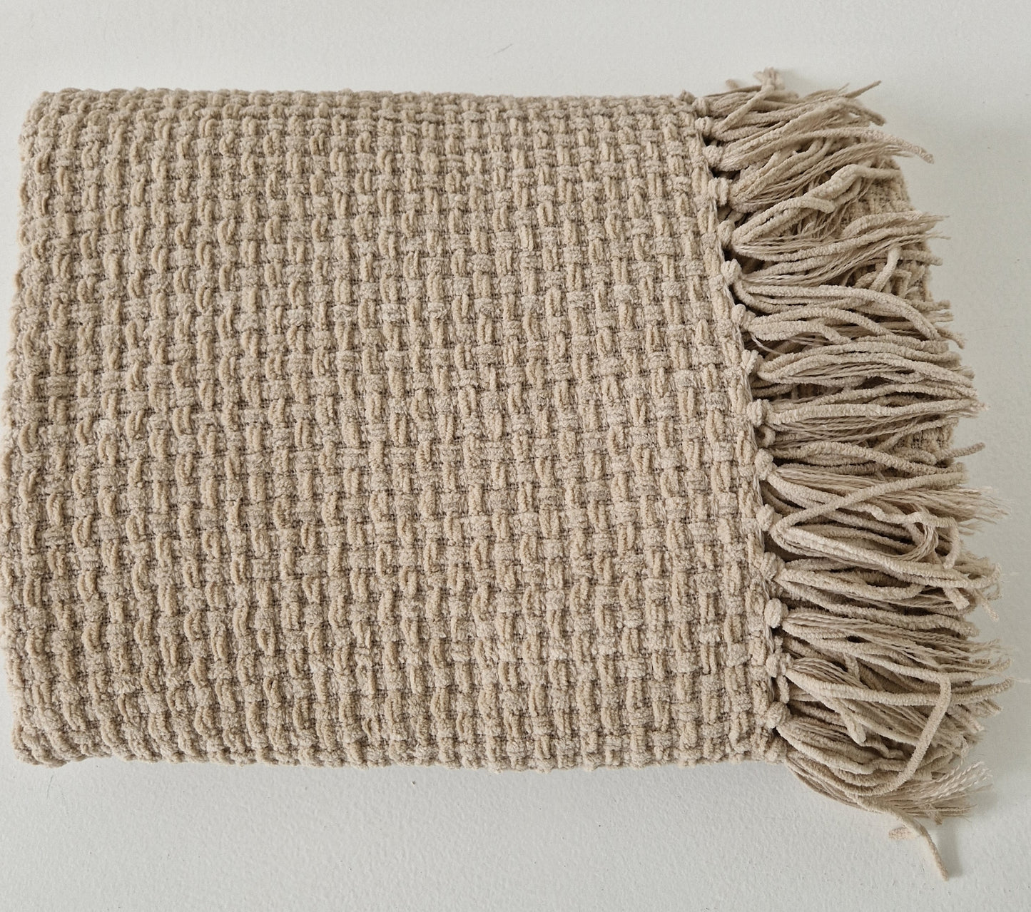 Plaid Chenille beige with fringes 125x150