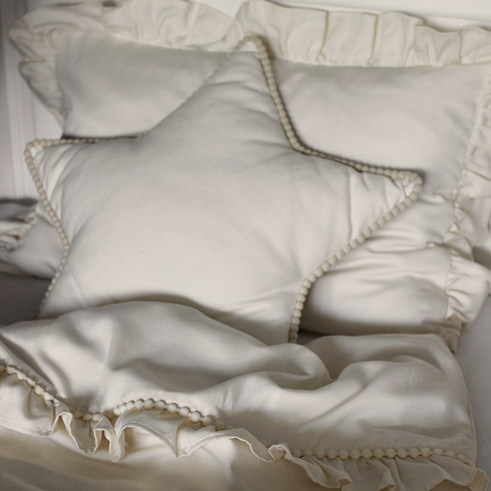 Cotton & Sweets Star pillow with bubble Vanilla Ø50cm