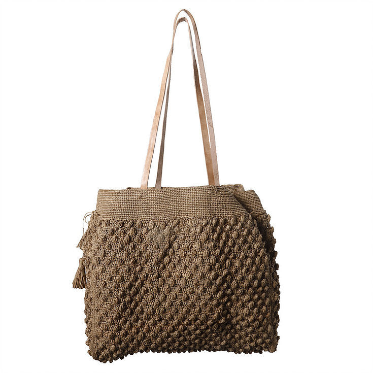 Grace Bag Tea van Made in Mada handgeweven raffia tas met leren schouderbanden