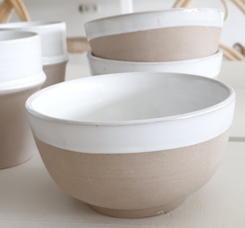 Natural/White ceramic bowl
