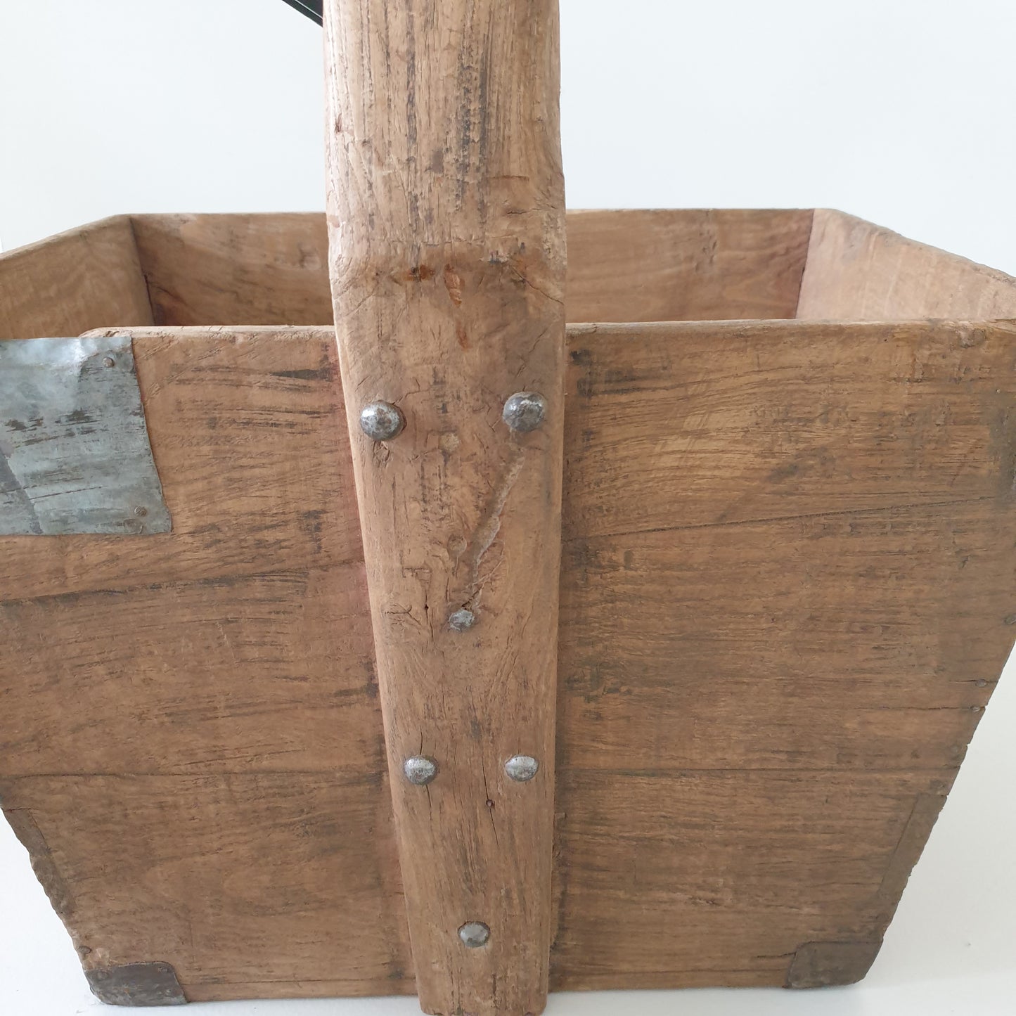 Old wooden picking box 1