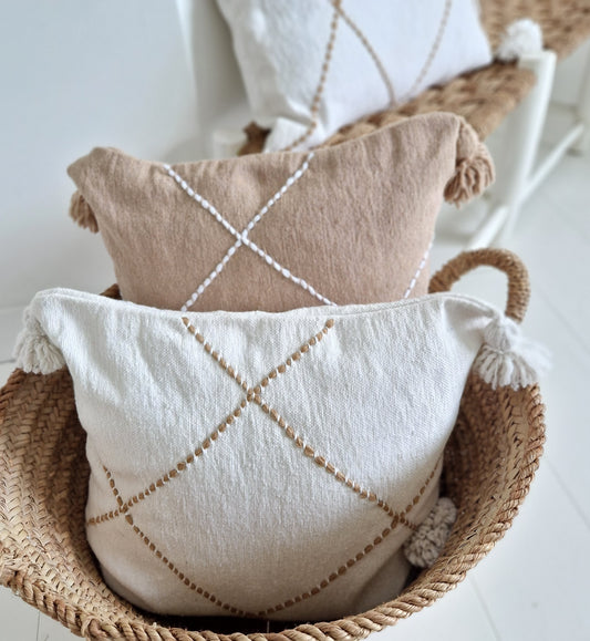 Pompom cushion cover Off-White/Mocca